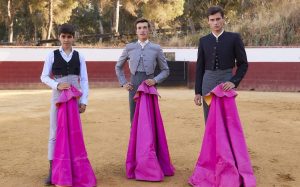 Diego Bastos, Manuel Román y Javier Zulueta, ante la cita del Corpus en Sevilla