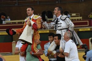 Ponce y El Fandi triunfan en Granada