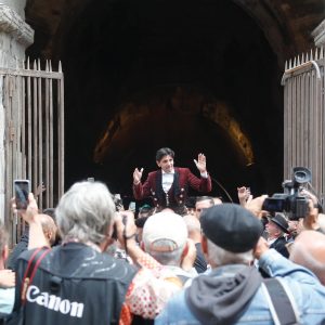 Diego Ventura y Lea Vicens, triunfadores en Nimes