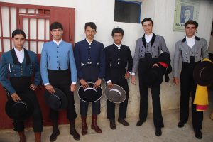 Entretenida becerrada en Castellar