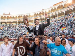 Diego Ventura descerraja la puerta grande de Madrid