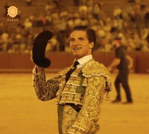 Vuelta al ruedo para Villita en Sevilla