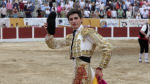 Sendas vueltas al ruedo para Jesús de la Calzada en Ceret