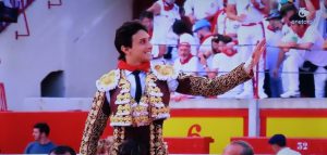 El poder de Roca Rey y la naturalidad de Pablo Aguado destacan en Pamplona