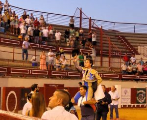 Triunfal debut con caballos de Ignacio Candelas en La Solana