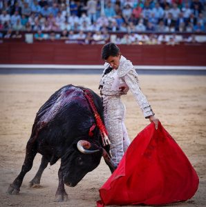 Ángel Téllez, lesionado en la meseta tibial derecha