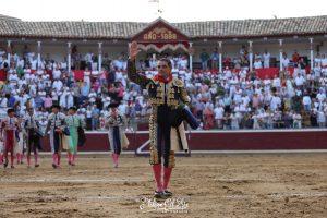 Sánchez Vara salda con éxito su cita en solitario de Tafalla