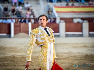 José Fernando Molina sustituirá a Víctor Hernández en Bayona