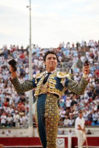 A hombros Castella y Roca Rey en Beziers