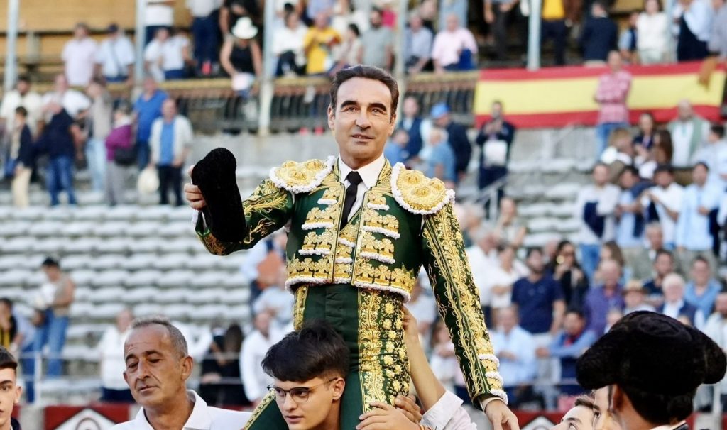 Maestría de Enrique Ponce en su adiós a Salamanca