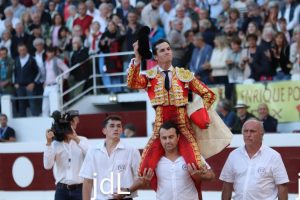 Daniel Luque sale a hombros en Dax