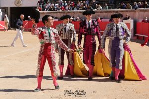 Vuelta al ruedo para Nino Julián en la matinal de Nimes