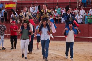 Triple puerta grande en Arcos de la Frontera