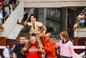 Talavante sale a hombros en Logroño