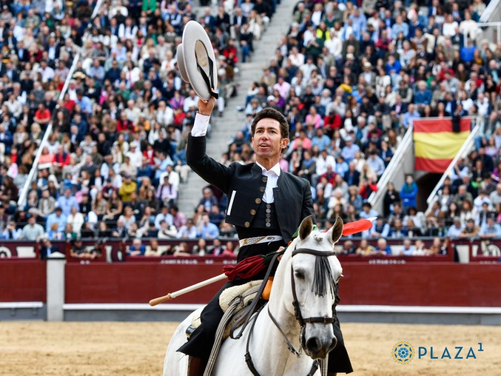 Leonardo y Manuel Álvarez Canorea finalizan su apoderamiento