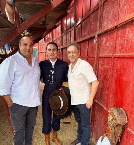 El novillero García Corbacho estrena apoderados