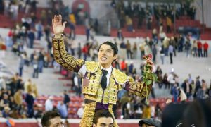 Cuatro orejas para Isaac Fonseca en Pachuca