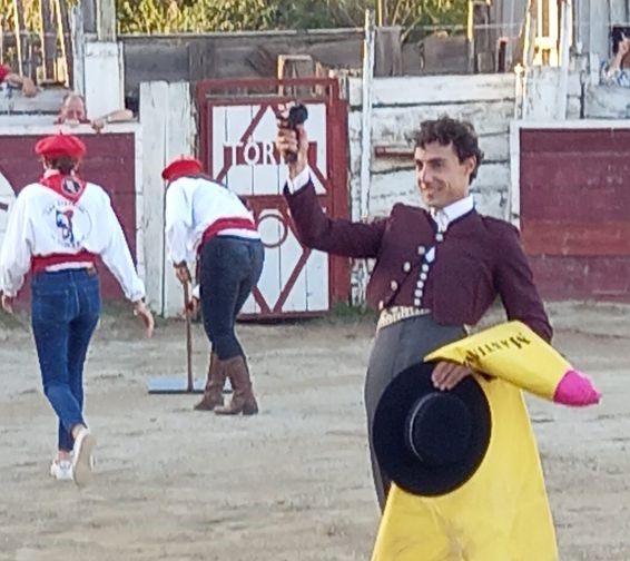 Entretenido festival taurino en Gimeaux