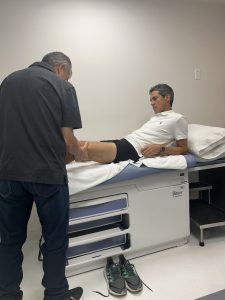 Diego Silveti, lesionado en su rodilla izquierda