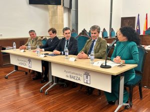 Baeza entrega los premios de la temporada 2024