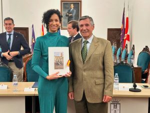 Baeza entrega los premios de la temporada 2024
