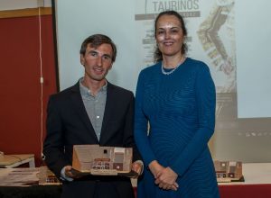 Orgaz entrega los Premios de su temporada taurina