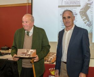 Orgaz entrega los Premios de su temporada taurina