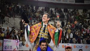 Puerta grande de Diego Silveti en Irapuato