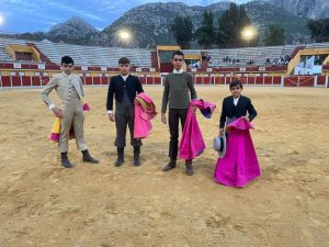 Magníficos tentaderos de las Escuelas Taurinas de Cádiz