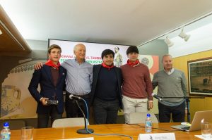 Javier Zulueta visita el Club Taurino Mazzantini