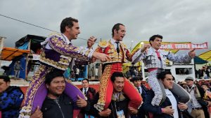 Corrida triunfal en Macusani