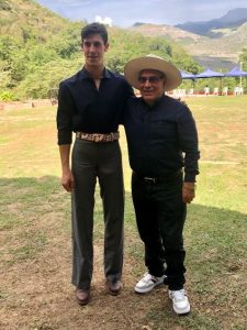 Diego García se prepara en el campo bravo peruano