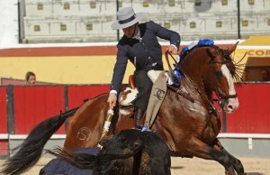 El rejoneador Francisco Canales estrena apoderamiento
