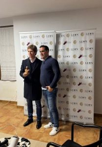 Borja Jiménez recoge el Premio 'León de Oro'