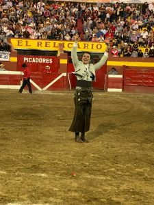 Triple puerta grande en El Grullo