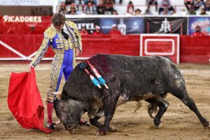 Juan Ortega y Luis David tocan pelo en León