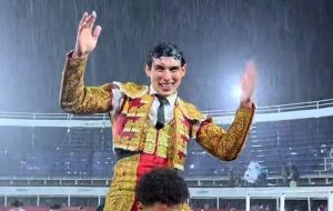 Puerta grande de Isaac Fonseca en Yuriria