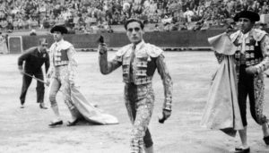 El triunfo como novillero de Litri en Madrid