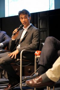 Se presenta en Sevilla la cita en solitario de Ruiz Muñoz