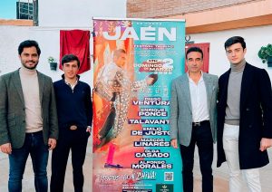 Festival de figuras en Jaén a beneficio del pueblo de Chiva