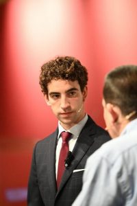 Víctor Hernández, exhibición de naturalidad en Las Ventas