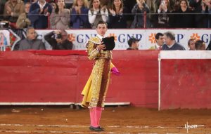 Ovaciones para Bruno Aloi en La México