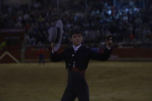 Solidaridad y Arte en el festival taurino benéfico de Sanlúcar