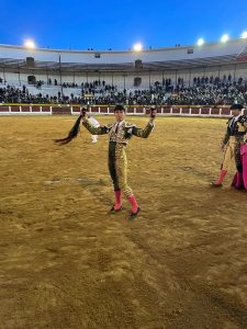 'El Mella', Julio Méndez y Jorge Hurtado, a hombros en Mérida
