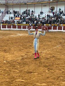 'El Mella, Julio Méndez y Jorge Hurtado, a hombros en Mérida