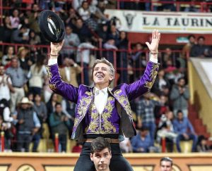 Puerta grande de Hermoso de Mendoza en Huamantla