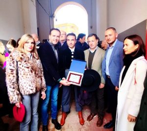 Enrique Ponce, una despedida inadvertida pero justa en Albacete