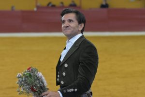 Triple puerta grande en Atarfe