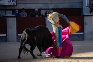 Ovación para Mariscal Ruiz, herido grave, en Madrid