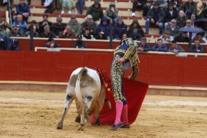 Los tres novilleros a hombros en Sanlúcar de Barrameda